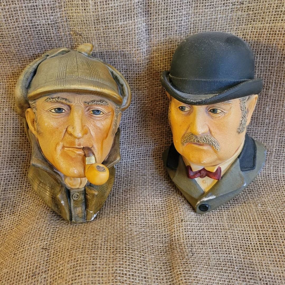 Sherlock Holmes and Dr. Watson, Bosson Heads, England