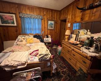 Western rustic bedroom set