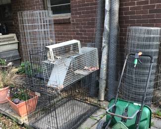 Animal cages, crates 