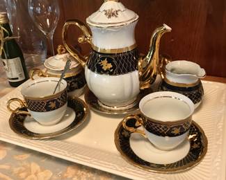 Tea set with platter