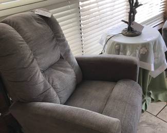 Pair of bluish gray recliners