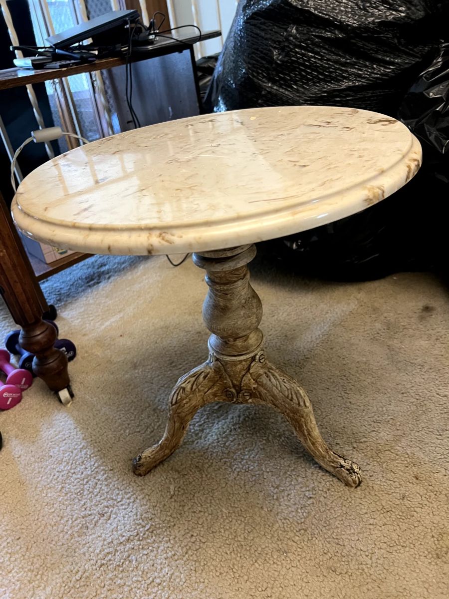 Treasure Chest Estate Sale Just off 270 in... starts on 4/20/2024