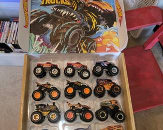 Hot Wheels monster truck set