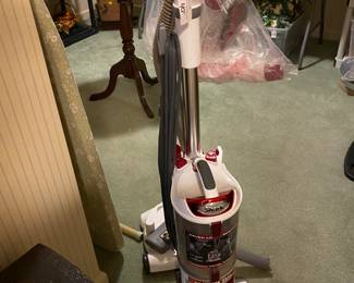 Several vacuums available.