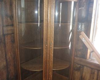 Corner curio cabinet