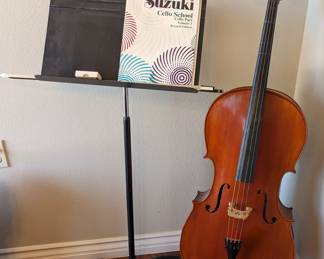 Student cello with bow and stand!