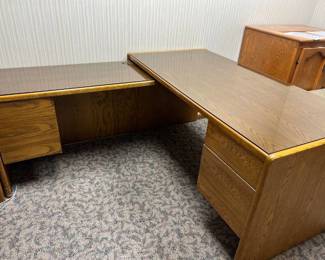 Office desk with return