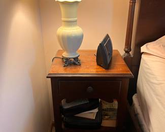 Beautiful Porcelain cream lamp and small vintage table 