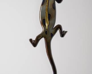 Metal wall gecko signed by the artist-about 12" long