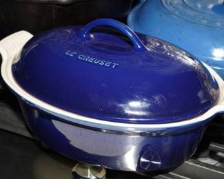 There are several pieces of Le Creuset available at this sale.