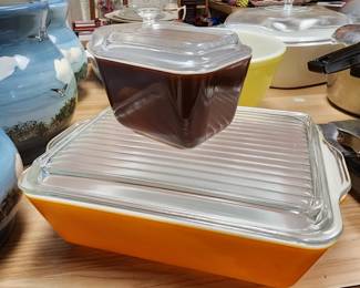 Vintage Ice Box Dishes