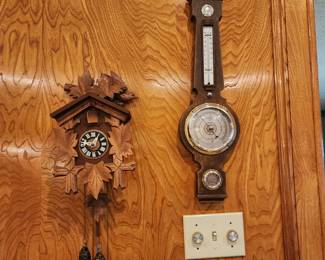 CooCoo Clock Runs Good - Barometer