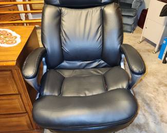 Excellent Condition Office Chair 