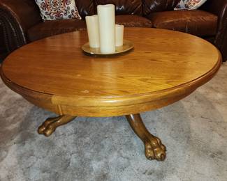 Vintage Claw Feet Oak Round Coffee Table 
