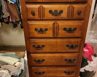 7 Drawer Maple Dresser - Great Loungeria Chest