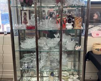 display case also for sale $800