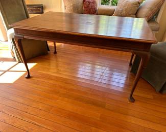 $295. Antique Queen Anne style duck foot table.