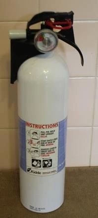 47 - Fire extinguisher, 14"
