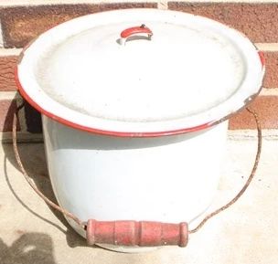 4 - Red rim enamel lidded bucket, 9 x 8.5
