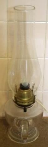 46 - Vintage finger oil lamp, 14.5"
