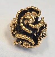 246 - 18KT HGE ring size 6.75
