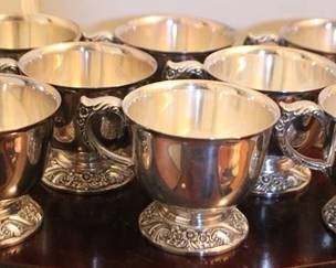 126 - 8 William Rogers silver plate mugs, 3"
