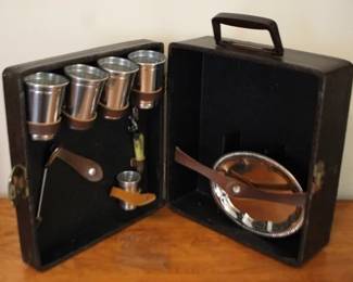 165 - Cased barware set
