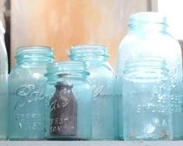 68 - Assorted blue ball jars, vintage
