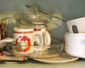 33 - Shelf lot of items
