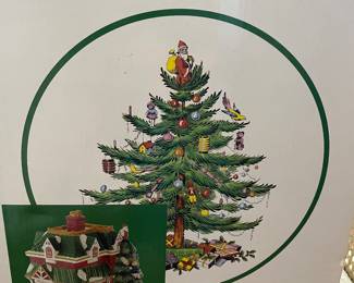 Spode of England, Christmas tree, village train station cookie new in box