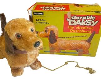 Vintage Dorable Daksy Toy