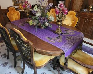 Vintage Hickory dining table & chairs