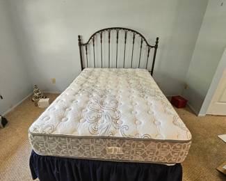Located 2nd floor condo , full size  new mattress set. With metal frame  $200