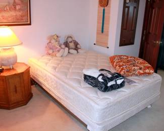 Full Size Mattress Set