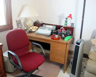 Desk & Office Chair