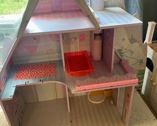 A bit smaller doll house