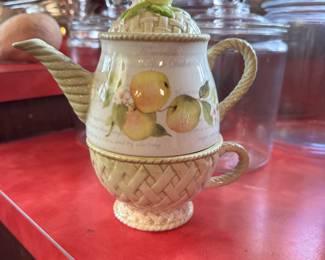 Cracker Barrel Susan Winget apple personal teapot and cup