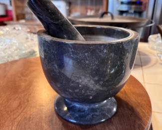 Marble mortar and pestle (has a very minor chip) 5"H