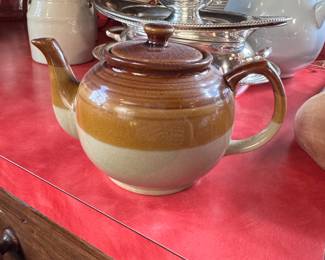 Brown and tan (China) teapot