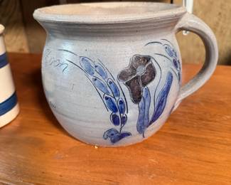 German decorated crock with handle, harvest inscription in German 5"H