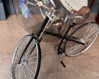 Decorative metal bike figurine 11"W