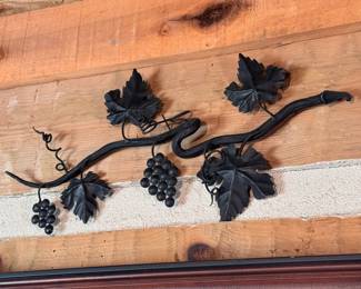 Metal grape vine hanging decoration 8"H x 22"W