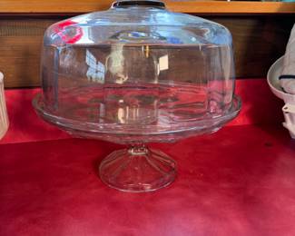 Clear cake stand with glass dome 10"W