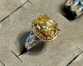 14k white gold, citrine and diamonds ring