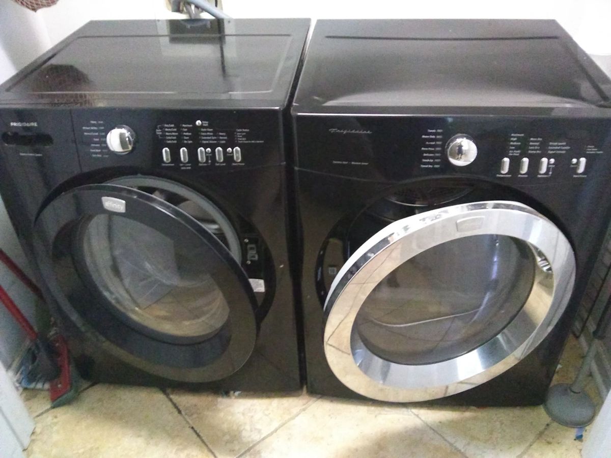 AFFINITY WASHER AND DRYER USED $400 EACH OR THE TWO FOR $600!  DRYER SQUEAKY AND NEEDS A NEW BELT!  THE DRYER IS CONCAVE INDENTED ON THE TOP!  THEY ARE BOTH IN GOOD WORKING CONDITION!