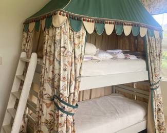 Designer , Melissa Rufty,  custom bunk beds with adorable toile tented top❤️
