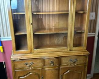 China Hutch With Cabinet Light