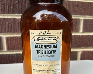 Magnesium Vintage Mallinckrodt magnesium Trisilicate