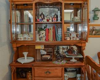 Ok curio cabinet