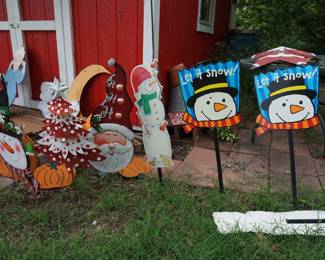 Painted outdoor Christmas decor